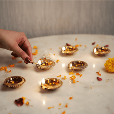 Sacred Diya Set of 6 by Intaryaa