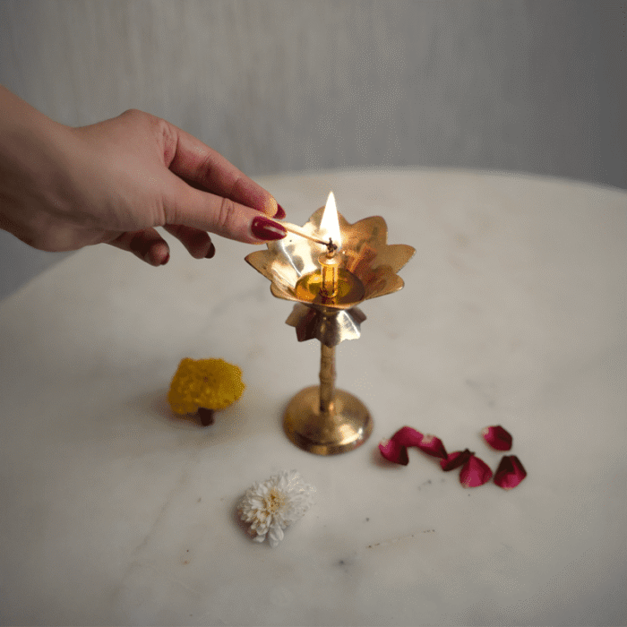 Floral Eternal Jyot Stand - Image 2